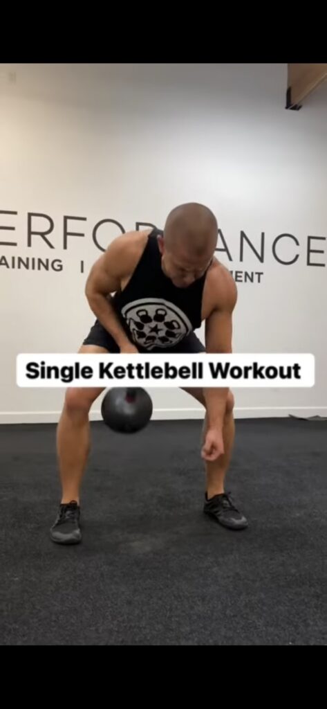 Single Arm Plank to Row